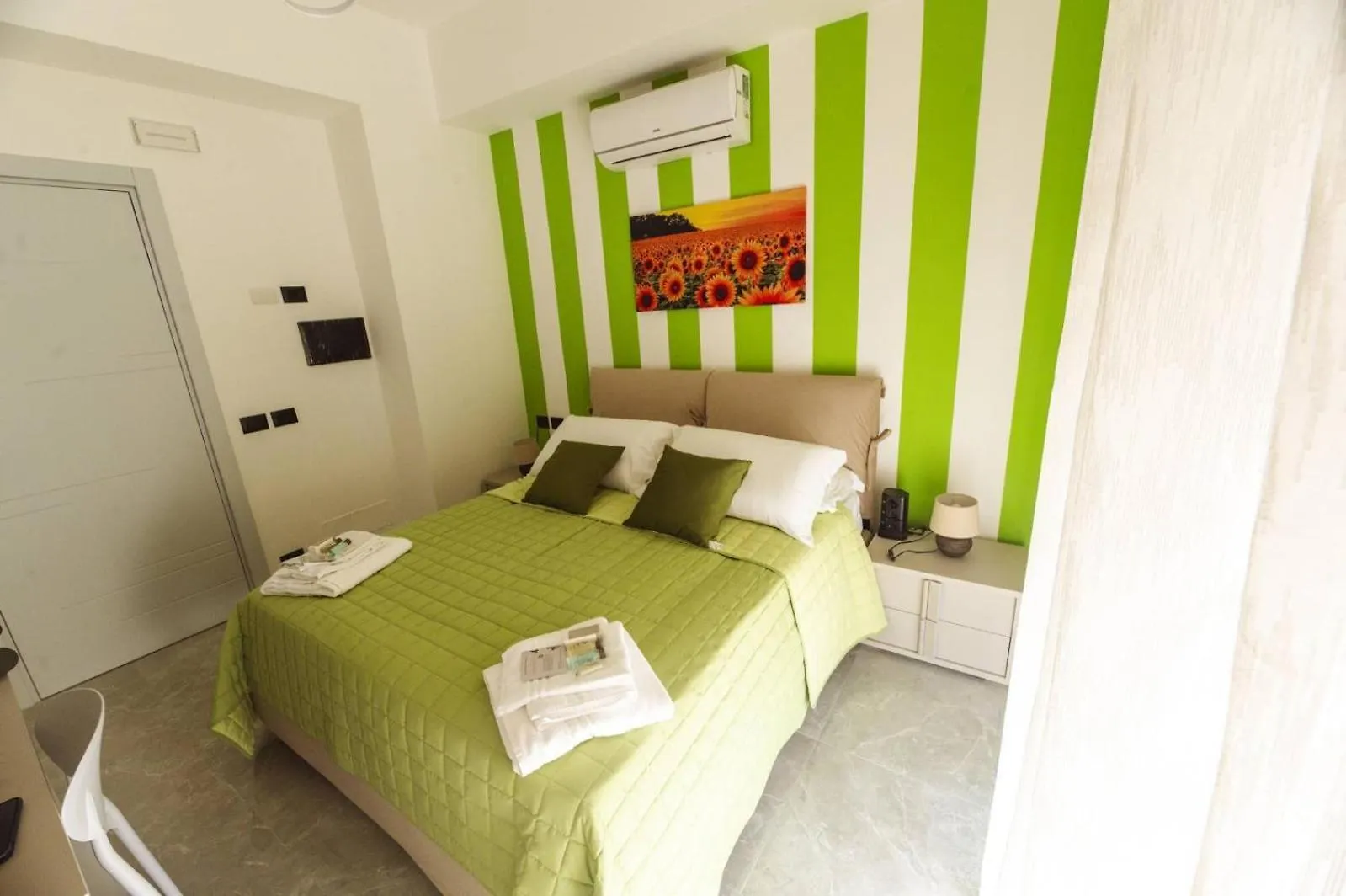 Bed & Breakfast Bed and Breakfast Casa Avignone Messina Italia